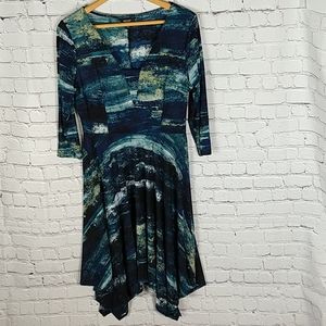 Vera Wang Dress 3/4 Sleeve Handkerchief Hem